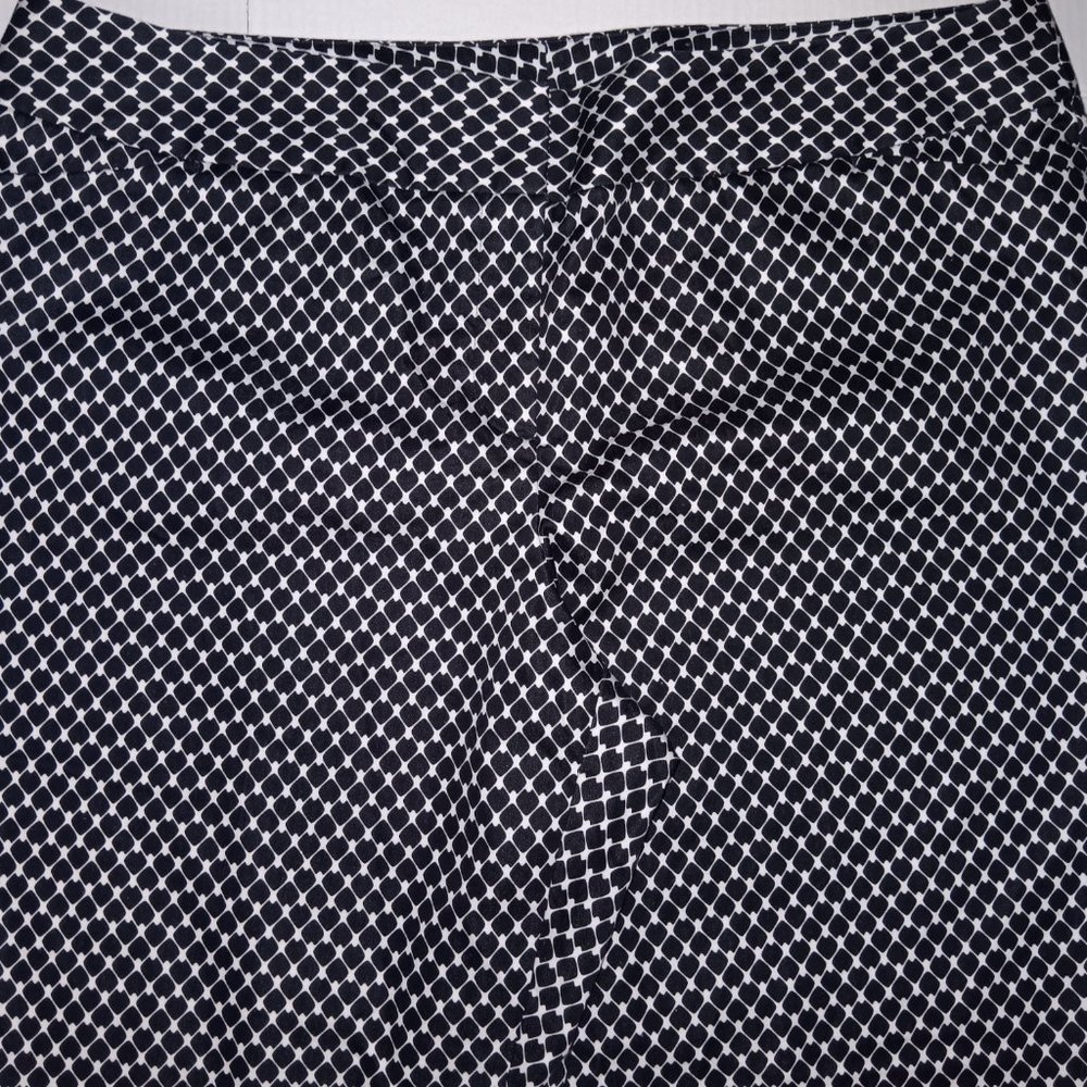 WORTHINGTON WOMAN MODERN FIT COTTON BLEND CAPRI PANTS SIZE 22W - Picture 4 of 15